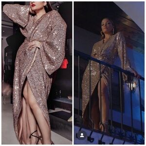 Rasario Sequin V Neck Maxi Gown Rose Gold Size 2 Formal Evening Cocktail Party